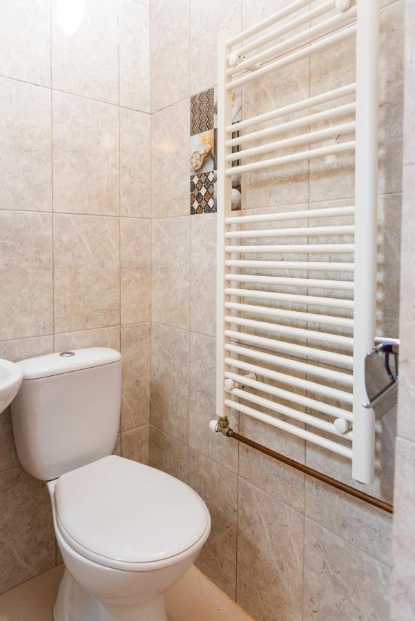 Center Walking Apartment And Room Bucarest Extérieur photo