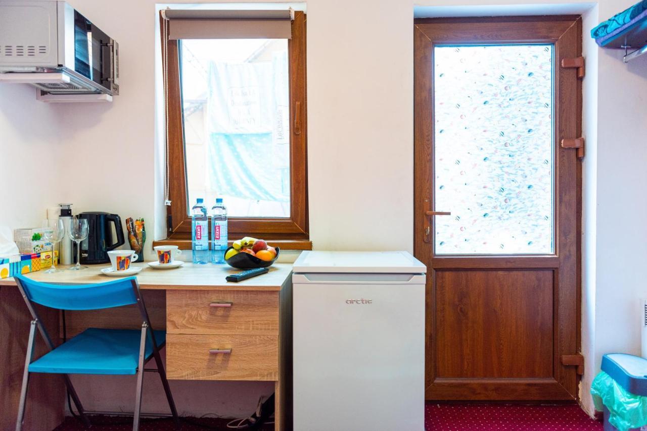 Center Walking Apartment And Room Bucarest Extérieur photo